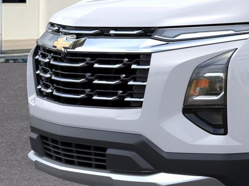 New 2027 Chevrolet Equinox LT FWD image 13