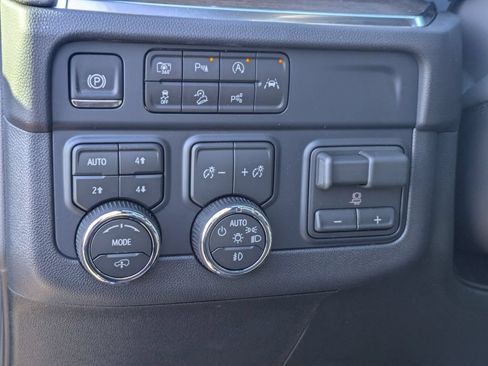 New 2026 Chevrolet Tahoe High Country AWD/4WD image 15