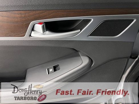 Used 2015 Hyundai Genesis 5.0 image 31