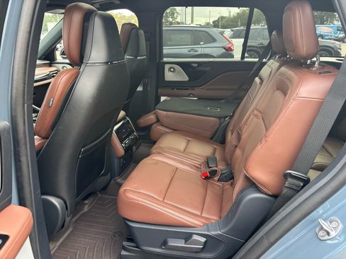 Used 2025 Lincoln Aviator Reserve w/ Equipment Group 201A image 16