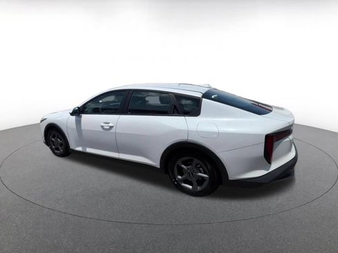Used 2025 Kia K4 FWD image 12