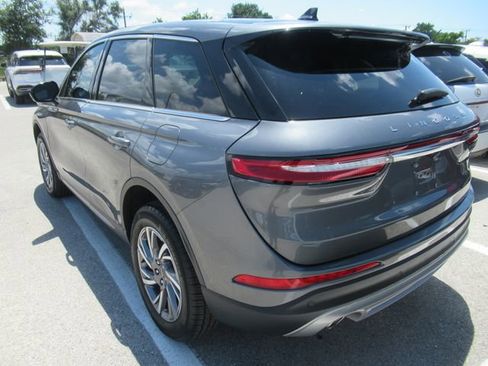 Used 2024 Lincoln Corsair AWD w/ Rear Removable Package Tray image 4