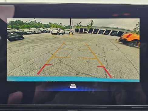 New 2026 Chevrolet Trax LT w/ Driver Confidence Package FWD image 31
