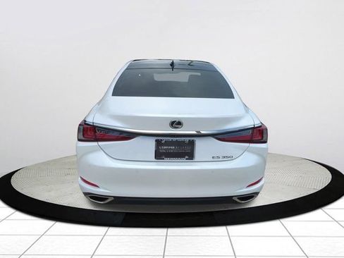 Certified 2025 Lexus ES 350 w/ Premium Package FWD image 4