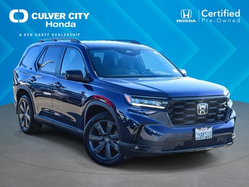 Certified 2023 Honda Pilot Sport image 1