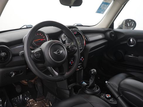 Used 2017 MINI Cooper 2-Door Hardtop FWD image 17
