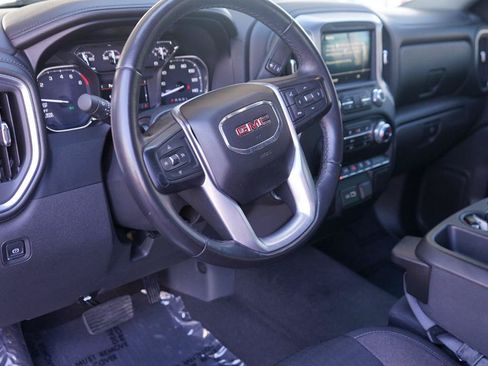 Used 2020 GMC Sierra 1500 Elevation w/ X31 Off-Road Package AWD/4WD image 10