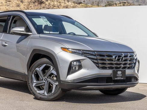 Used 2023 Hyundai Tucson Limited AWD/4WD image 5