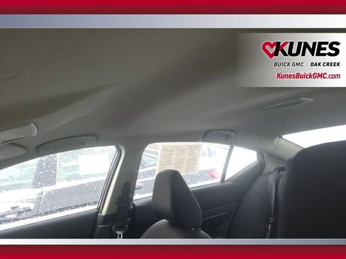 Used 2024 Nissan Altima 2.5 SV image 17