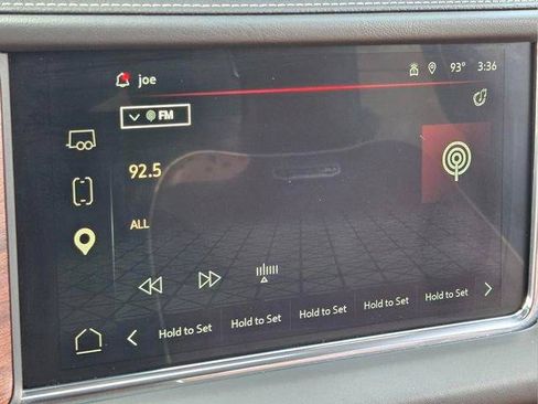 Certified 2024 GMC Yukon XL Denali Ultimate AWD/4WD image 29
