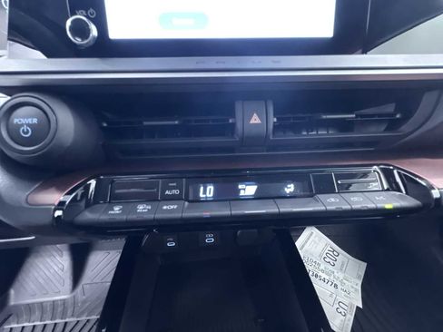 New 2026 Toyota Prius Plug-In Hybrid image 27