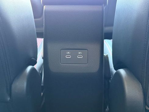 New 2026 Nissan Kicks SR image 17