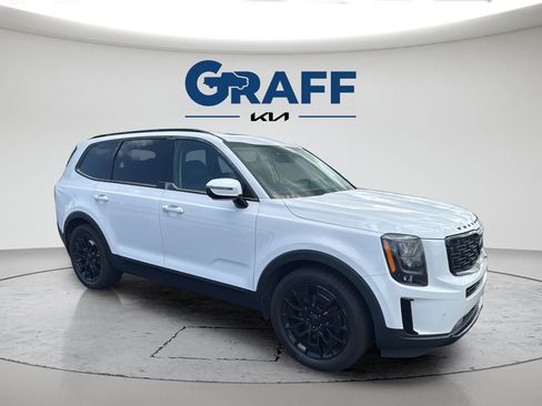 Used 2021 Kia Telluride SX w/ SX Prestige Package AWD/4WD image 12