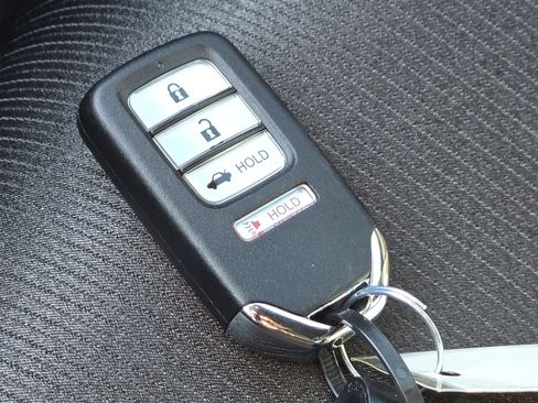 Used 2022 Honda Accord Sport image 40