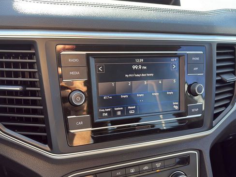 Used 2018 Volkswagen Atlas S image 18