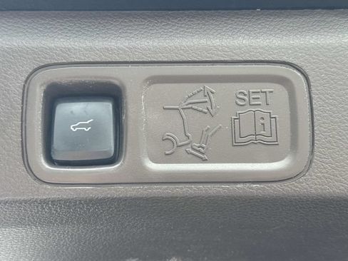 Used 2022 Ford Expedition King Ranch AWD/4WD image 15