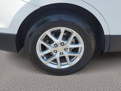 Used 2023 Chevrolet Equinox LT w/ LPO, Floor Liner Package FWD image 7