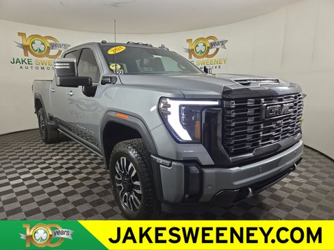 Used 2024 GMC Sierra 3500 Denali Ultimate image 1