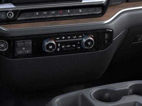 New 2026 GMC Sierra 2500 SLE image 23