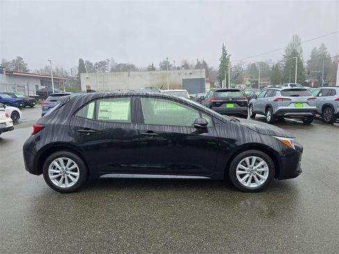 New 2026 Toyota Corolla SE image 8