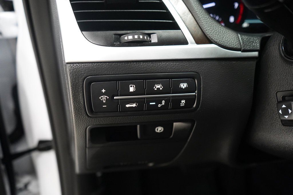 Used 2018 Genesis G80 3.8 w/ Option Group 03 AWD/4WD image 22