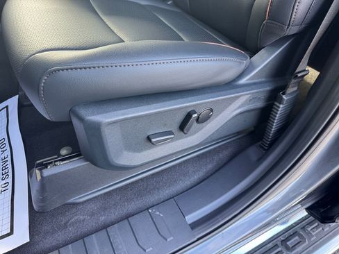 New 2025 Ford F150 Lariat w/ Equipment Group 501A Mid image 28