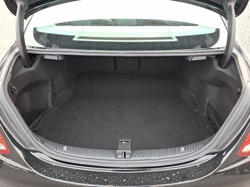 Used 2018 Mercedes-Benz C 300 4MATIC Sedan image 29