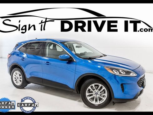 Used 2021 Ford Escape SE image 1