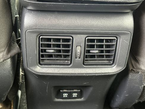 Used 2019 Toyota RAV4 XLE image 15