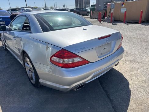 Used 2009 Mercedes-Benz SL 550 image 9