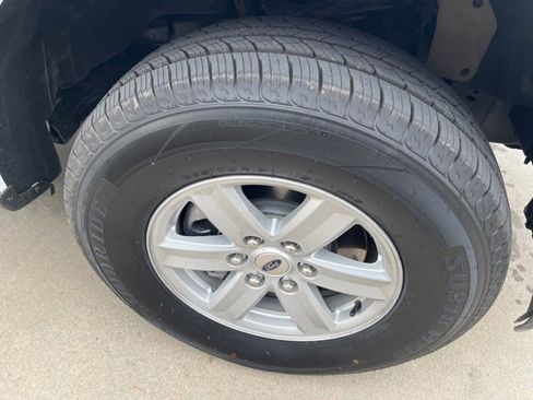 Used 2021 Ford F150 XLT image 11