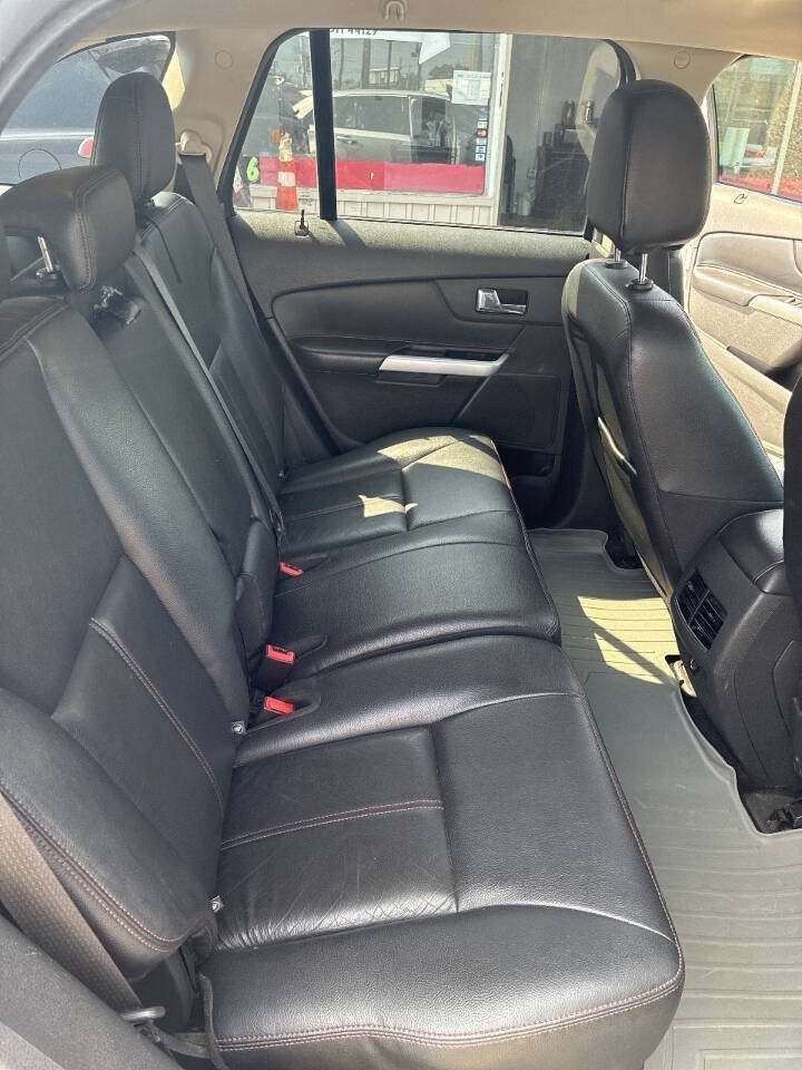Used 2014 Ford Edge SEL w/ Equipment Group 205A FWD image 15