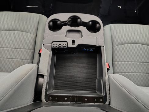 Used 2019 RAM 1500 Express w/ Express Value Package AWD/4WD image 30