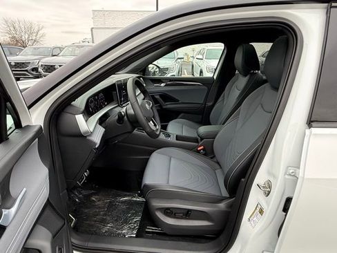New 2026 Volkswagen Tiguan SE R-Line AWD/4WD image 8