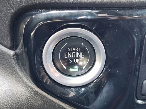 Used 2024 Chevrolet Silverado 2500 High Country w/ High Country Premium Package AWD/4WD image 25