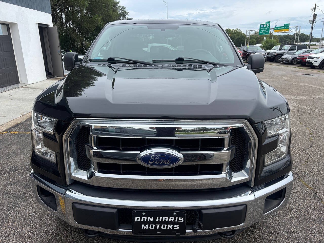 Used 2015 Ford F150 XLT AWD/4WD image 5