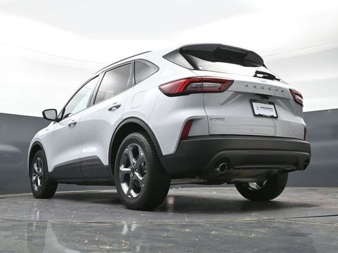 Used 2025 Ford Escape ST-Line FWD image 36