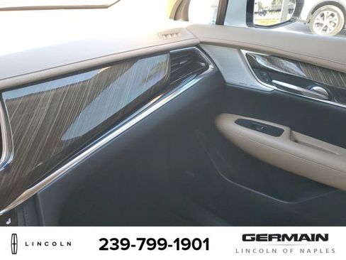 Used 2022 Cadillac XT6 Sport w/ Platinum Package image 36