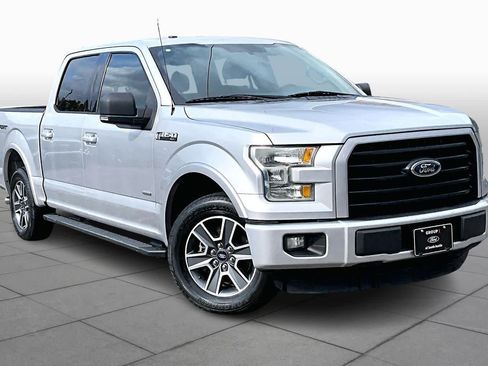 Used 2016 Ford F150 XLT w/ Equipment Group 302A Luxury image 3