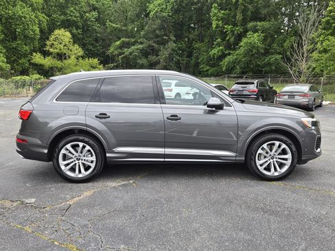 Used 2025 Audi Q7 2.0T Premium Plus w/ Premium Plus Package AWD/4WD image 6