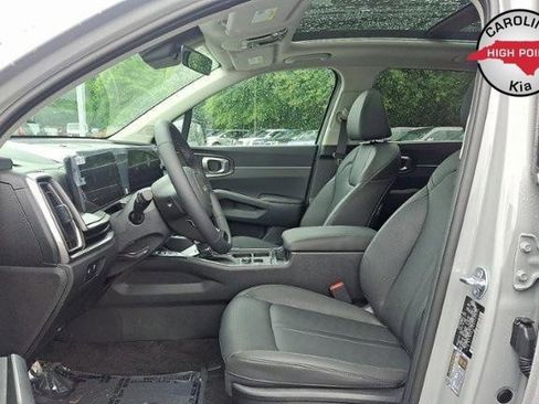 New 2025 Kia Sorento EX w/ Panoramic Sunroof Package image 6