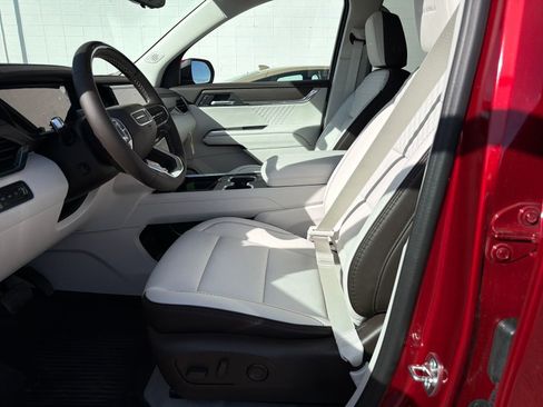 New 2026 GMC Acadia Denali image 14