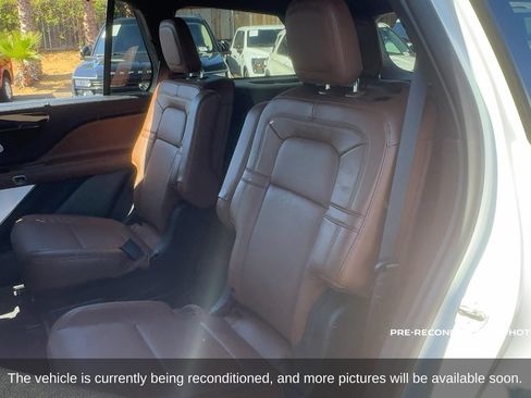 Used 2024 Lincoln Aviator Reserve w/ Equipment Group 201A RWD image 12