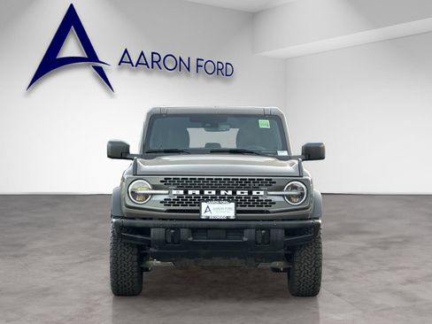 New 2025 Ford Bronco Badlands image 8