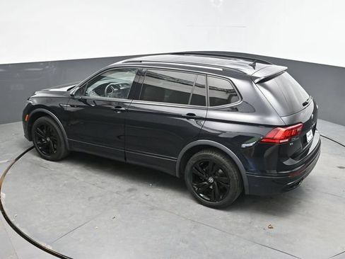 Used 2023 Volkswagen Tiguan SE R-Line AWD/4WD image 20