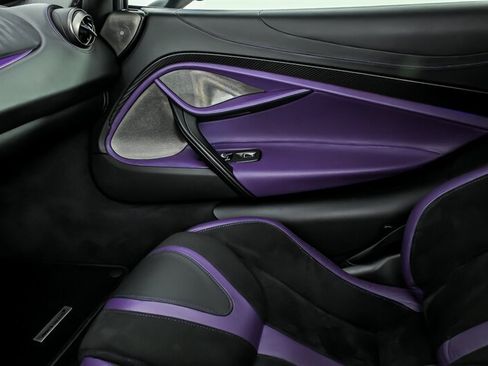Used 2019 McLaren 720S RWD image 36