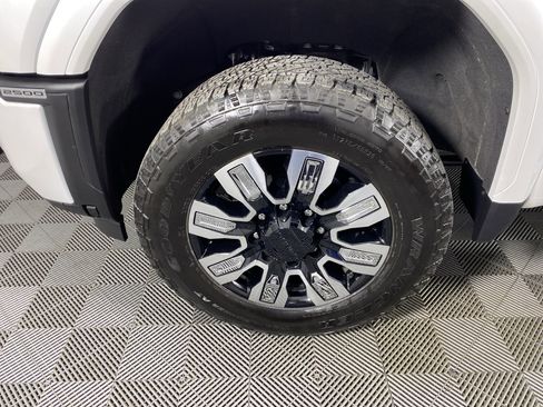 Used 2025 GMC Sierra 2500 Denali w/ Snow Plow Prep/Camper Package image 14