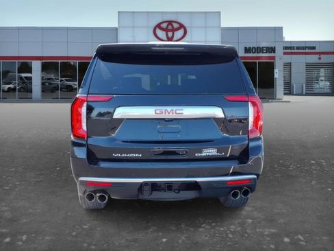 Used 2024 GMC Yukon Denali w/ Advanced Technology Package AWD/4WD image 6