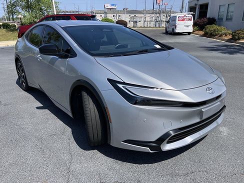 Used 2024 Toyota Prius Prime image 7