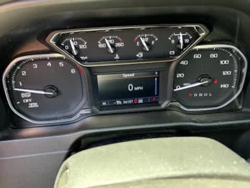 Used 2021 GMC Sierra 1500 Elevation w/ LPO, Elevation Black Package AWD/4WD image 5